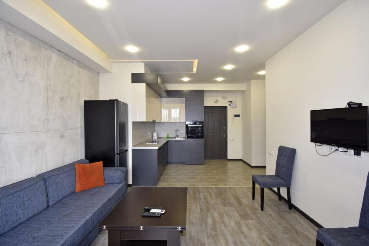 Rent Inn Yerevan On Koghbaci Street Exterior photo